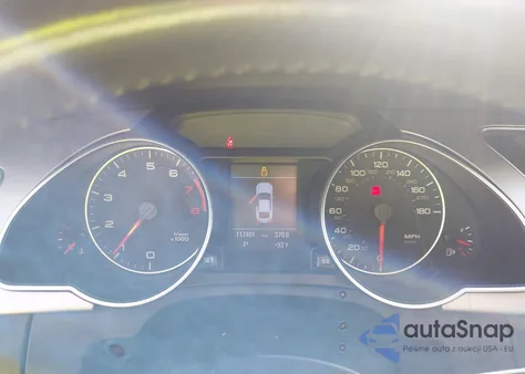 2009 Audi A5 3.2L from USA, damaged, VIN WAUDK78T49A044395